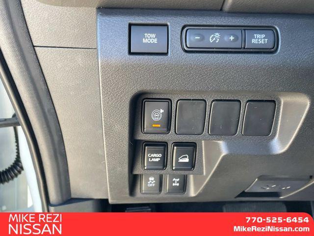 Photo of 2025 Glacier White Nissan Frontier