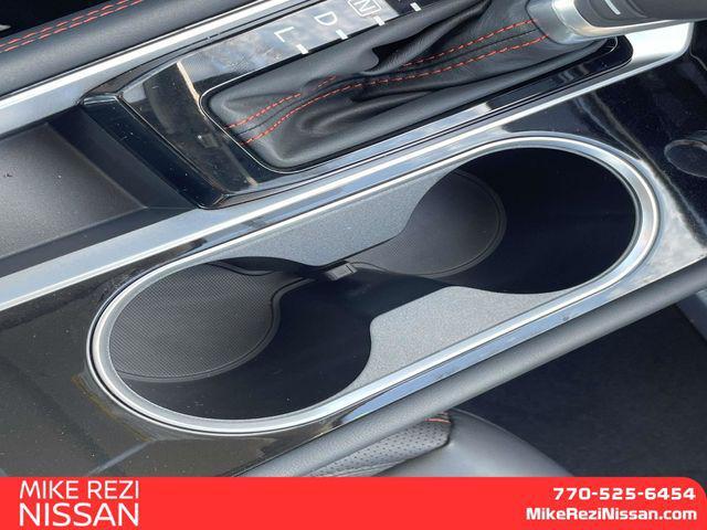 Photo of 2025 White Pearl Nissan Altima