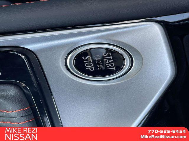 Photo of 2025 White Pearl Nissan Altima