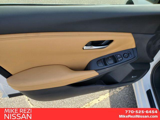 Photo of 2025 Aspen White Nissan Sentra