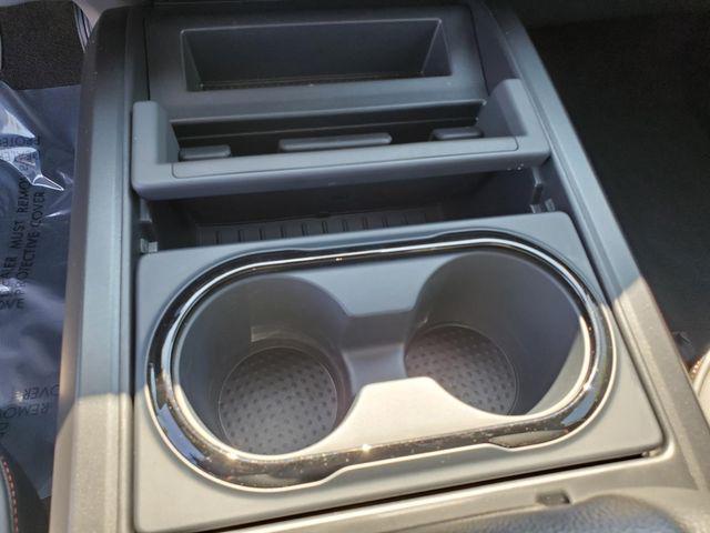 Photo of 2024 Glacier White Nissan Titan