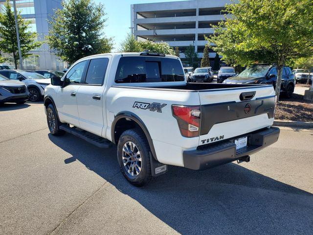 Photo of 2024 Glacier White Nissan Titan