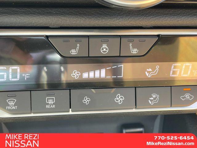 Photo of 2025 Super Black Nissan Sentra