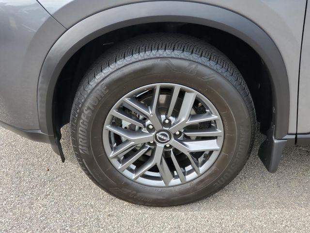 Photo of 2023 Gun Metallic Nissan Rogue