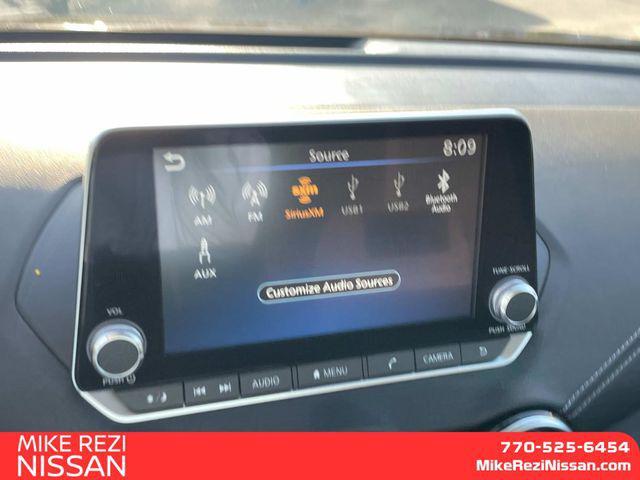 Photo of 2025 Super Black Nissan Sentra