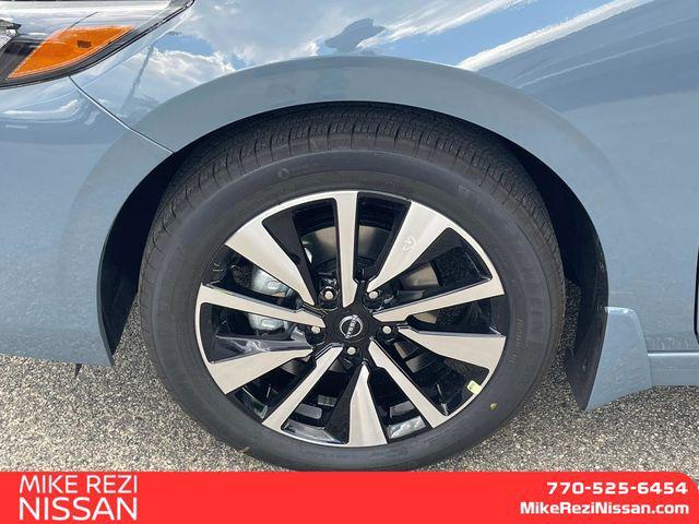 Photo of 2025 Gray Nissan Sentra