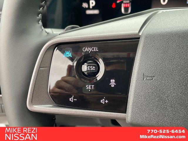 Photo of 2025 White Pearl Nissan Murano