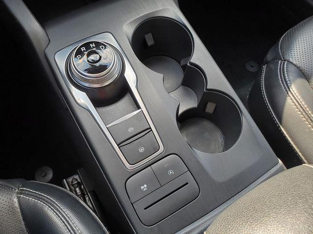Photo of 2020 Velocity Blue Metallic Ford Escape