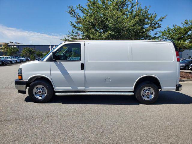 Photo of 2024 Summit White Chevrolet Express 2500