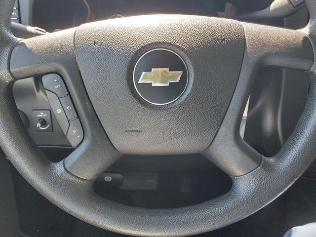 Photo of 2024 Summit White Chevrolet Express 2500