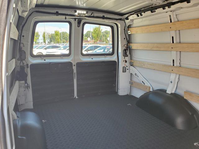 Photo of 2024 Summit White Chevrolet Express 2500