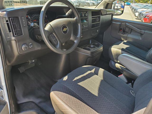 Photo of 2024 Summit White Chevrolet Express 2500
