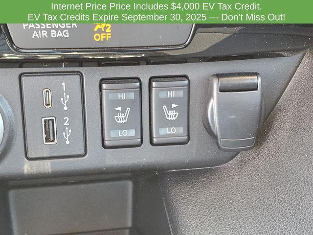Photo of 2023 Scarlet Ember Tintcoat Nissan Leaf