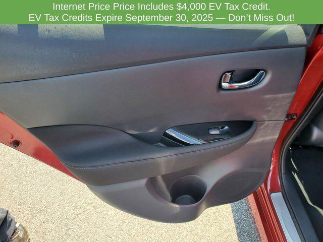 Photo of 2023 Scarlet Ember Tintcoat Nissan Leaf
