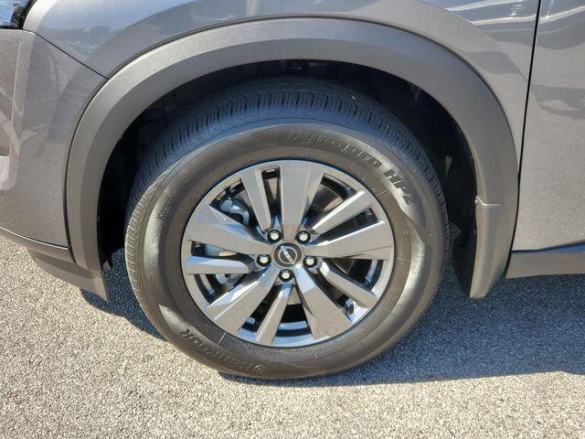 Photo of 2025 Gun Metallic Nissan Pathfinder