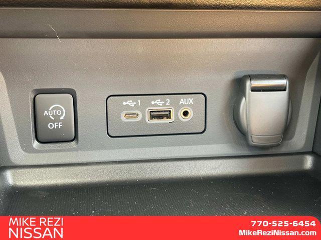 Photo of 2025 Gray Nissan Sentra