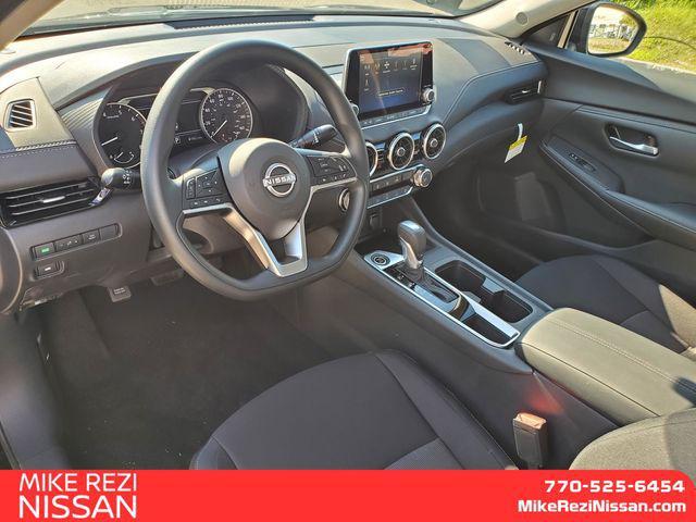 Photo of 2025 Super Black Nissan Sentra