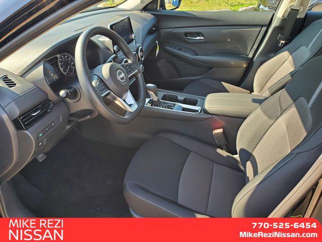 Photo of 2025 Super Black Nissan Sentra