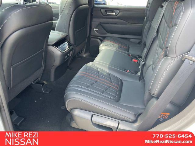 Photo of 2025 Aspen White Nissan Armada