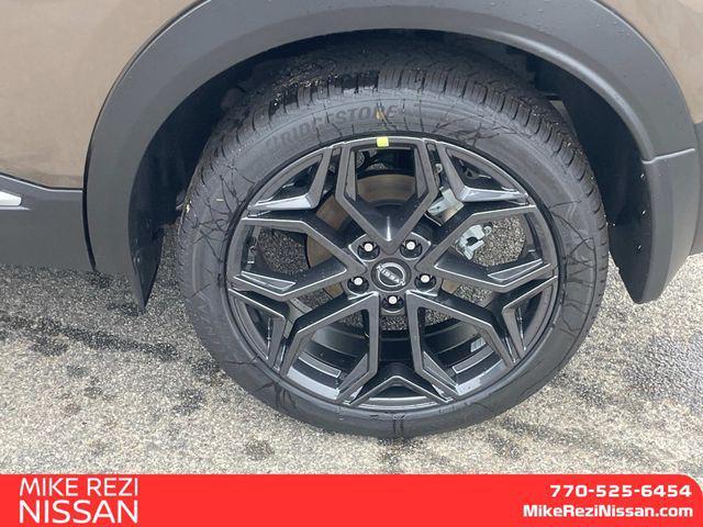Photo of 2025 Bronze Nissan Kicks