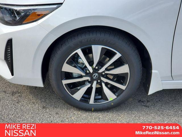 Photo of 2025 White Nissan Sentra