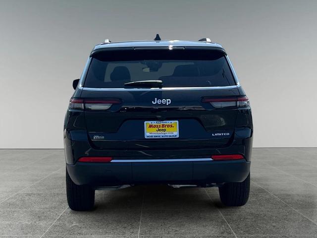 Photo of 2025 Diamond Black Crystal Pearlcoat Jeep Grand Cherokee L