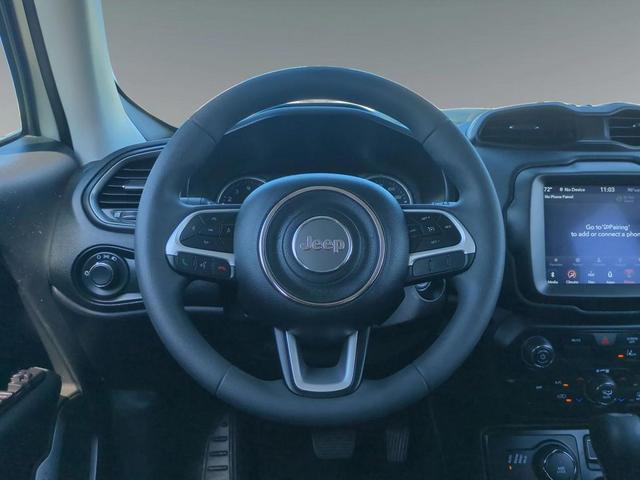 Photo of 2023 Alpine White Jeep Renegade