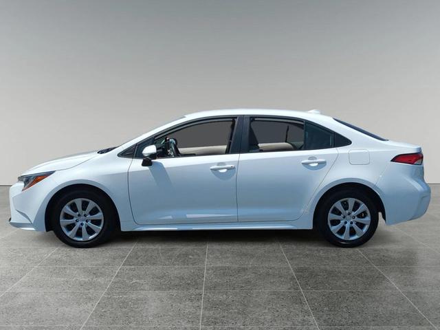 Photo of 2024 Ice Cap Toyota Corolla