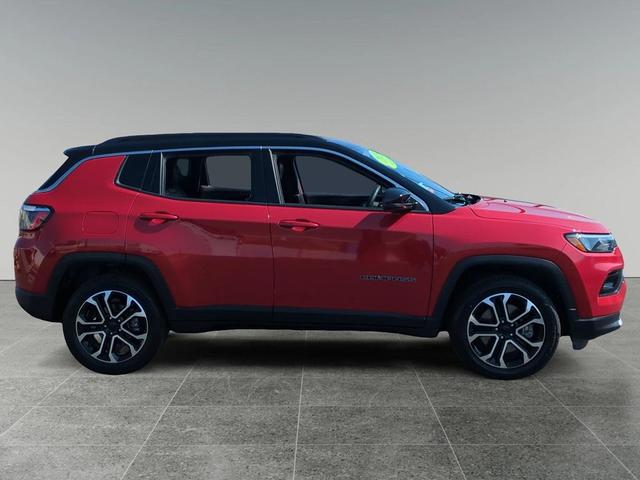 Photo of 2023 Redline Pearlcoat Jeep Compass