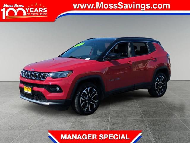 Photo of 2023 Redline Pearlcoat Jeep Compass