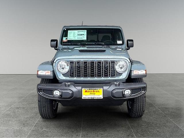 Photo of 2025 Anvil Clearcoat Jeep Gladiator