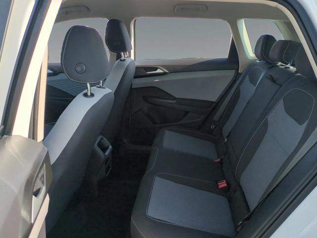 Photo of 2022 Pure White Volkswagen Taos