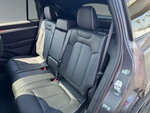Photo of 2025 Baltic Gray Jeep Wagoneer S