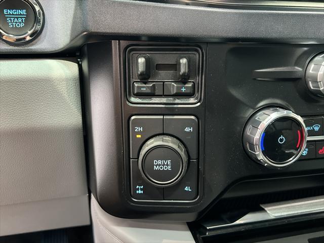 Photo of 2024 Agate Black Metallic Ford F-250