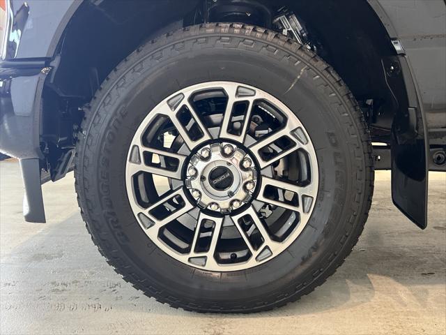 Photo of 2024 Agate Black Metallic Ford F-250