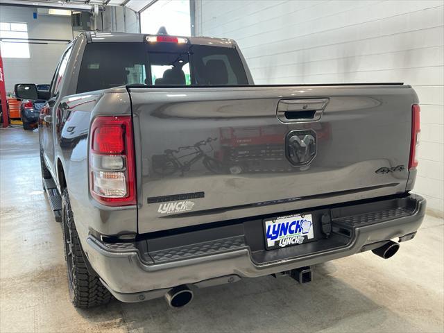 Photo of 2022 Granite Crystal Metallic Clearcoat RAM 1500