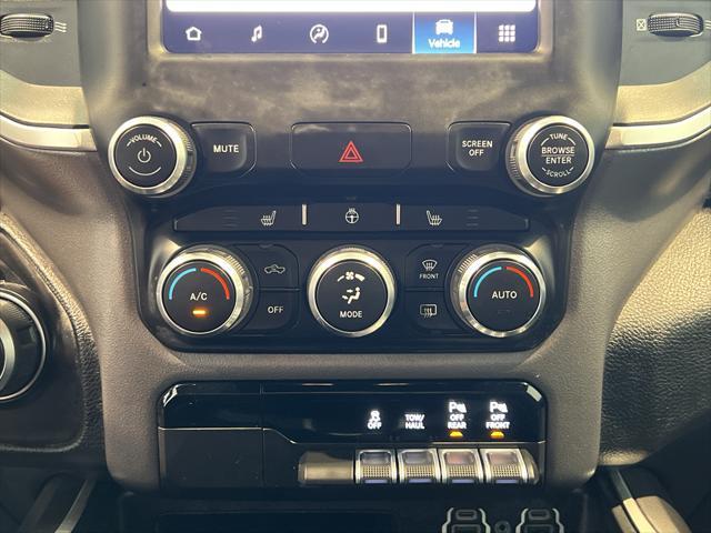 Photo of 2022 Granite Crystal Metallic Clearcoat RAM 1500