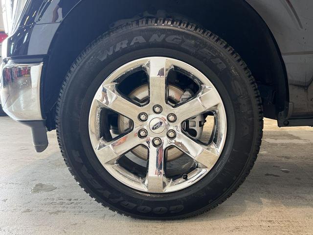 Photo of 2023 Agate Black Metallic Ford F-150