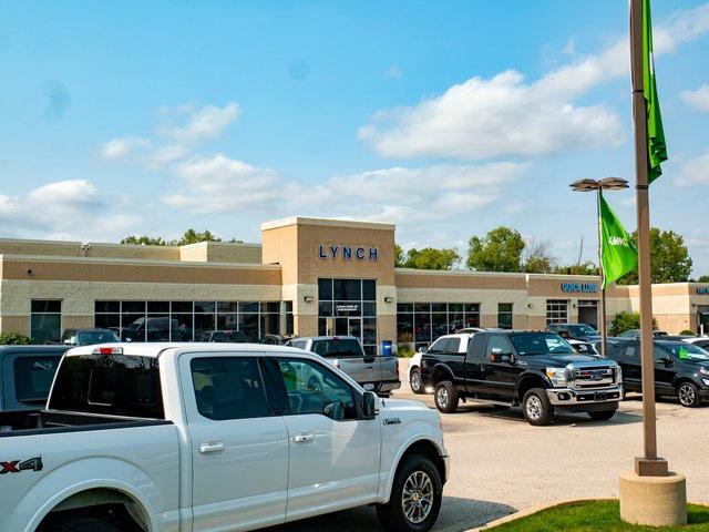 Photo of 2025 Oxford White Ford F-250