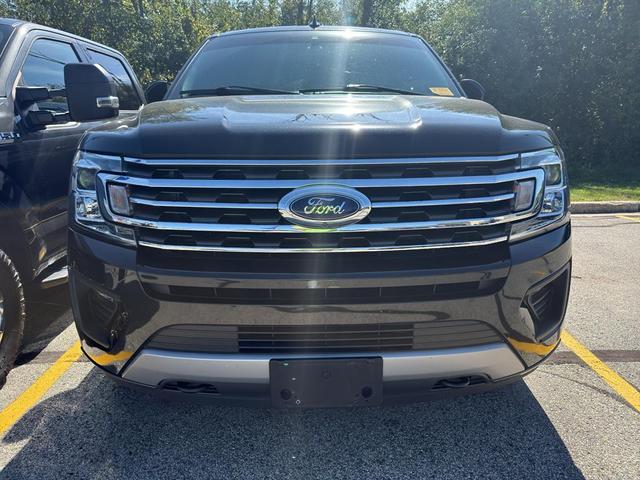 Photo of 2020 Agate Black Ford Expedition