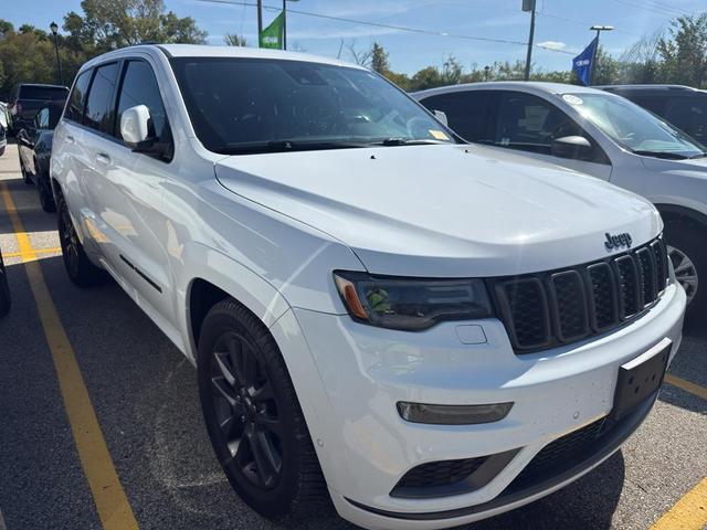 Photo of 2018 Bright White Clearcoat Jeep Grand Cherokee