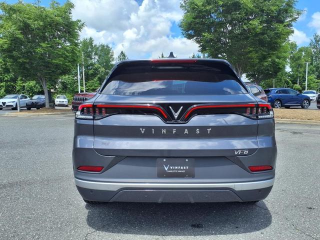 Photo of 2025 Neptune Grey Metallic VinFast VF 8