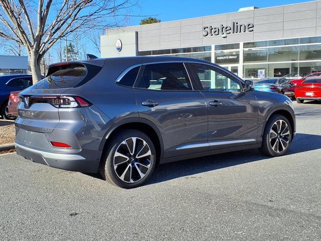 Photo of 2025 Neptune Grey Metallic VinFast VF 8