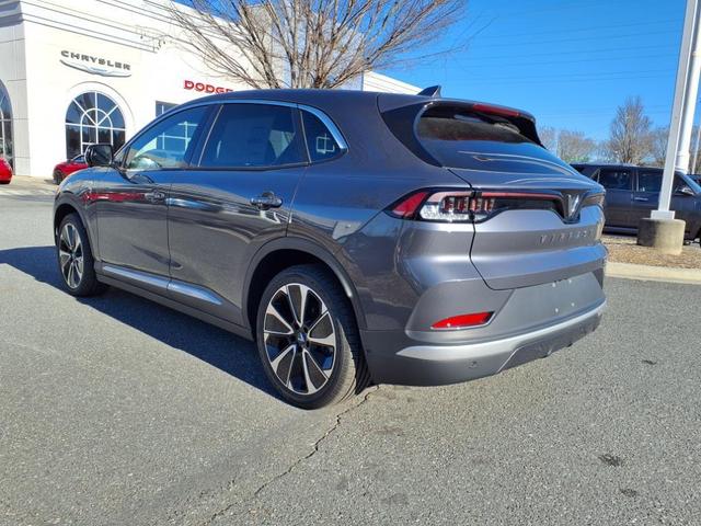 Photo of 2025 Neptune Grey Metallic VinFast VF 8