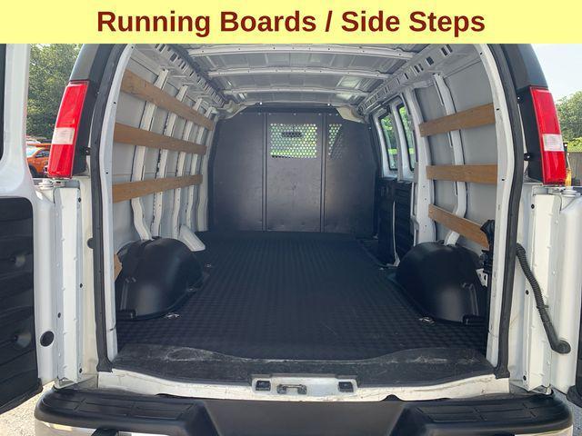 Photo of 2022 Summit White GMC Savana 2500