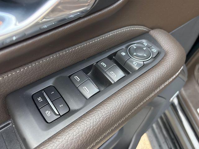 Photo of 2023 Onyx Black GMC Yukon