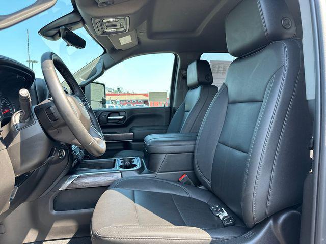 Photo of 2023 Silver Ice Metallic Chevrolet Silverado 2500