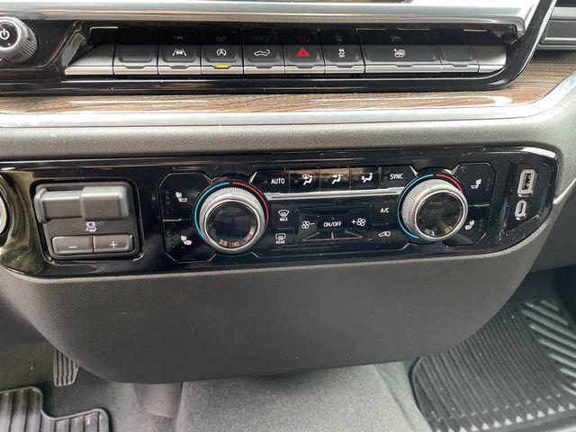 Photo of 2025 Summit White Chevrolet Silverado 1500