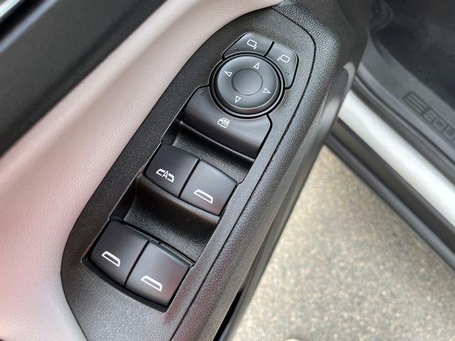 Photo of 2023 Summit White Chevrolet Equinox