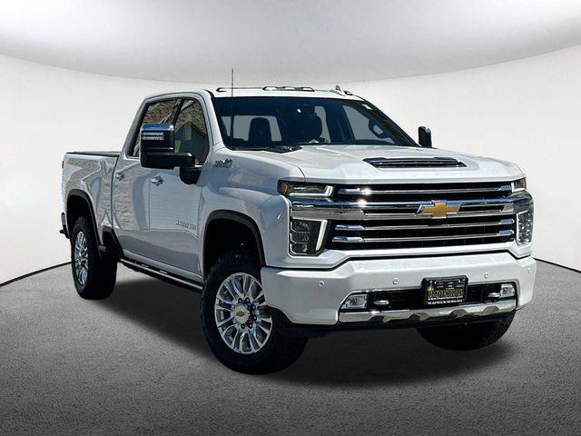 Photo of 2021 Summit White Chevrolet Silverado 2500